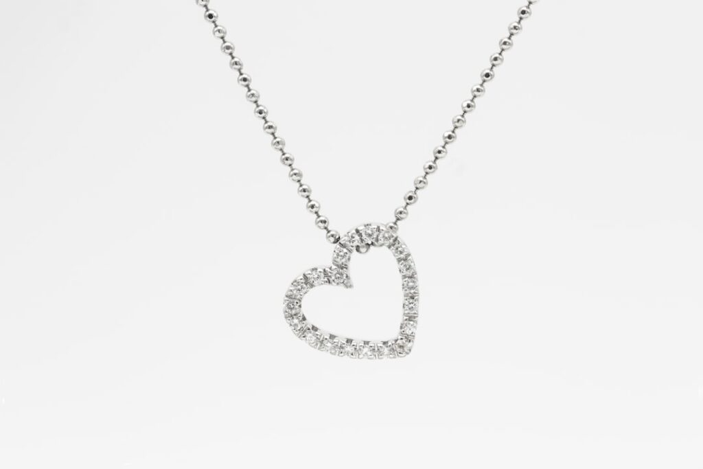 Photo Diamond necklace